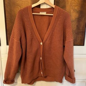 Tradlands Shelter Cardigan size small